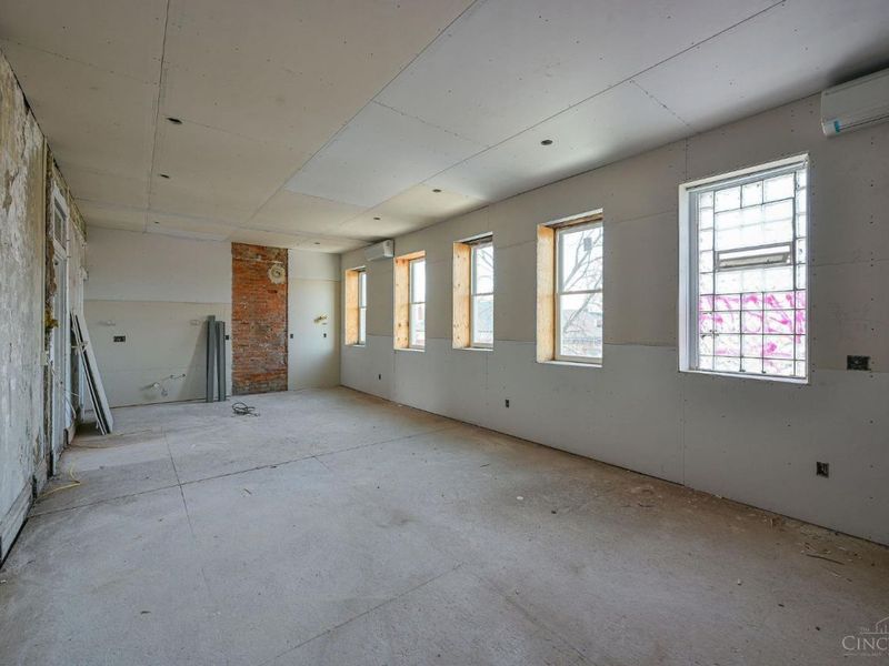 1913 Central Avenue, Cincinnati, OH 45214 Photo 11