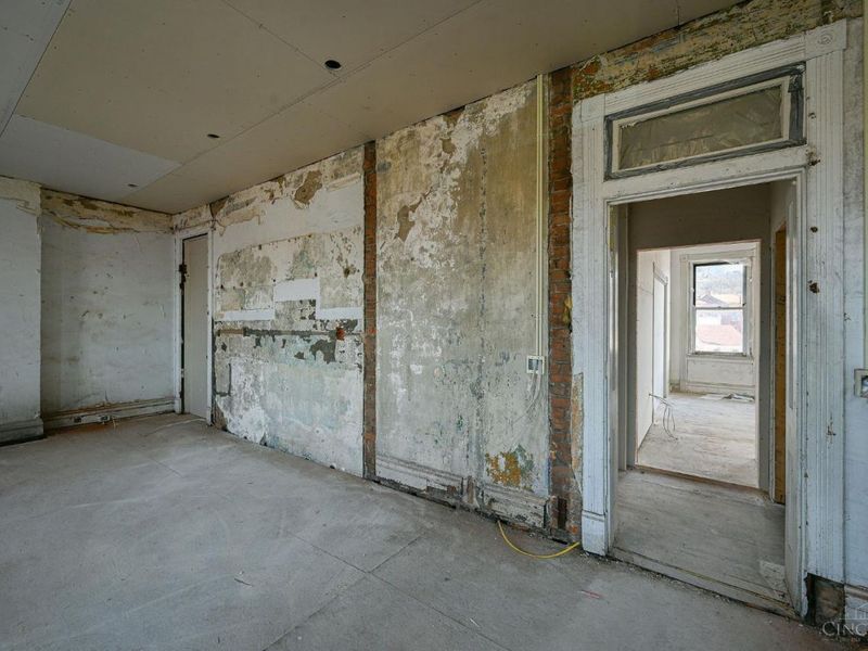 1913 Central Avenue, Cincinnati, OH 45214 Photo 14