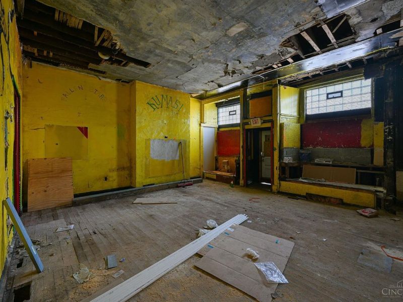 1913 Central Avenue, Cincinnati, OH 45214 Photo 56