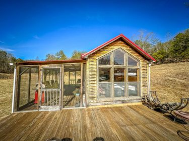 851 Smith Road, Annville, KY 40402