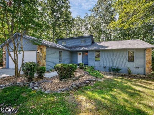 334 Lakeview Drive, Crossville, TN 38558