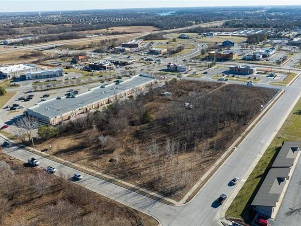 210 SW M 150 Hwy Highway, Lee's Summit, MO 64082