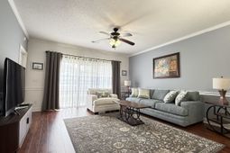 4856 Carnation Circle photo 4