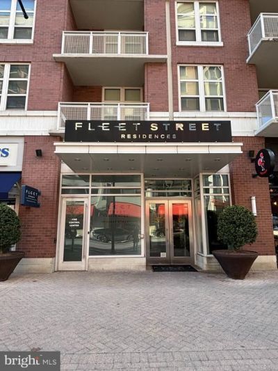 157 Fleet Street, Unit 906, Oxon Hill, MD 20745 Main Photo