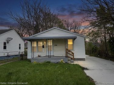 21356 Westview Avenue, Royal Oak Twp, MI 48220