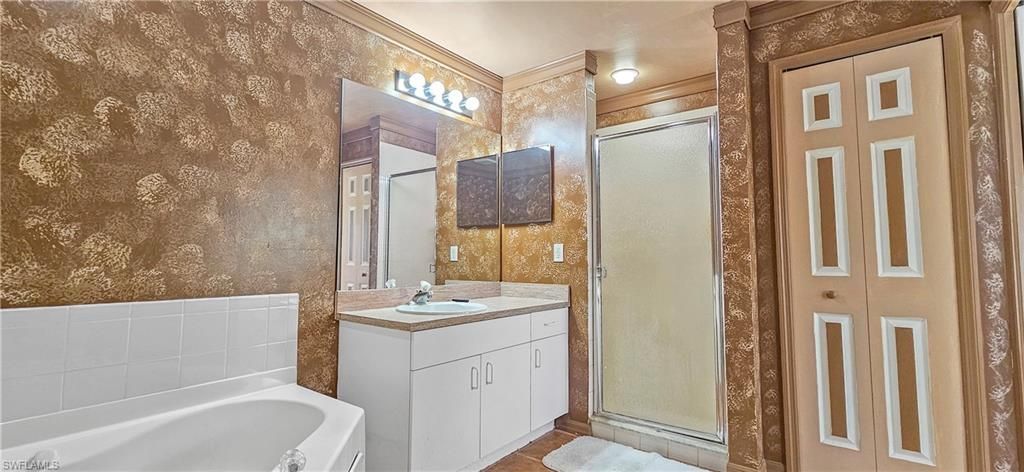 6078 Laurelwood Dr, Fort Myers, FL 33905 Photo