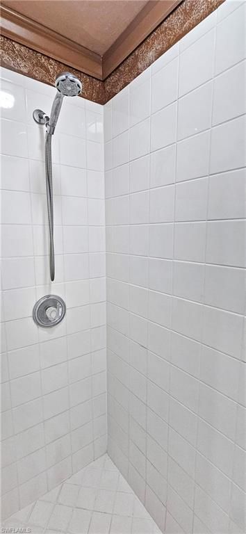 6078 Laurelwood Dr, Fort Myers, FL 33905 Photo