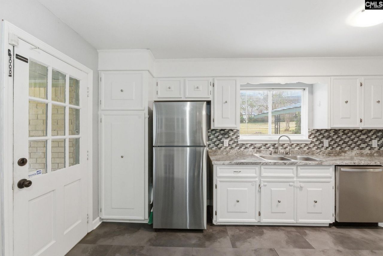 6535 Whiteoak Road  Photo 12