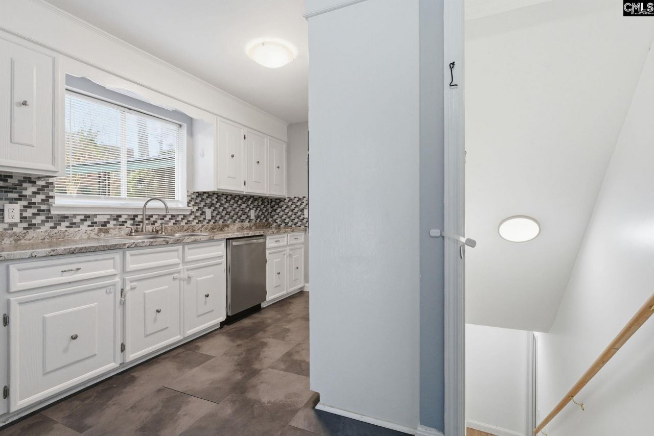 6535 Whiteoak Road  Photo 42