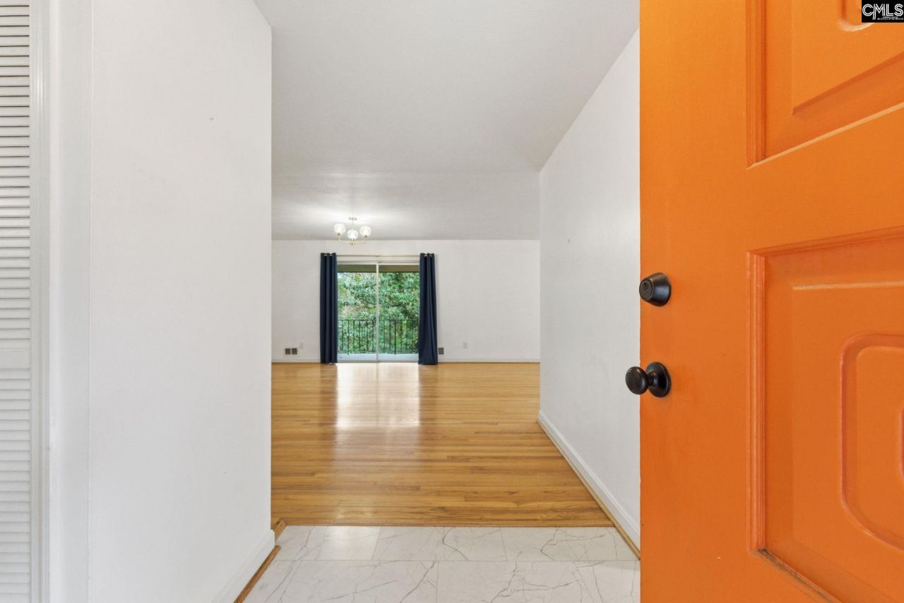 6535 Whiteoak Road  Photo 5