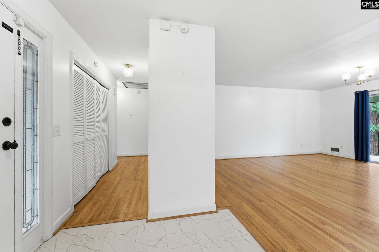 6535 Whiteoak Road  Photo 6