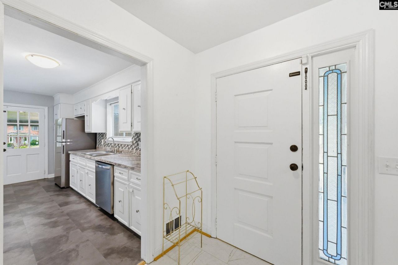 6535 Whiteoak Road  Photo 7