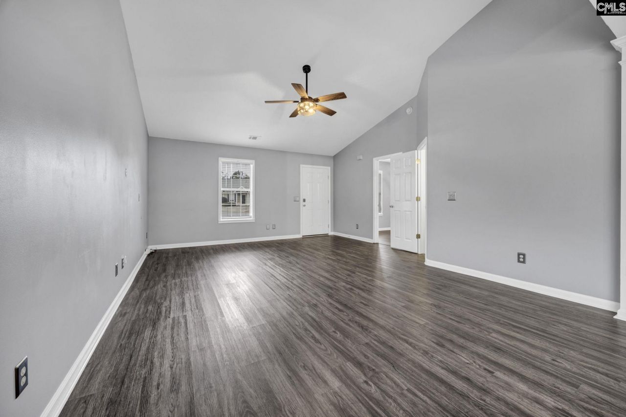 120 West Horn Court  Photo 4