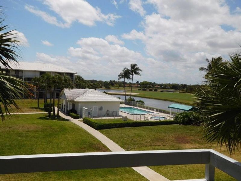 2561 Village Boulevard, Unit 306, West Palm Beach, FL 33409 Photo