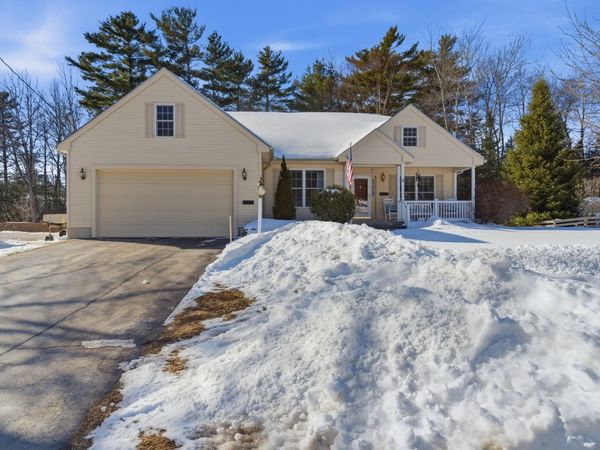 6 Mountain Ash Avenue, Brunswick, ME 04011