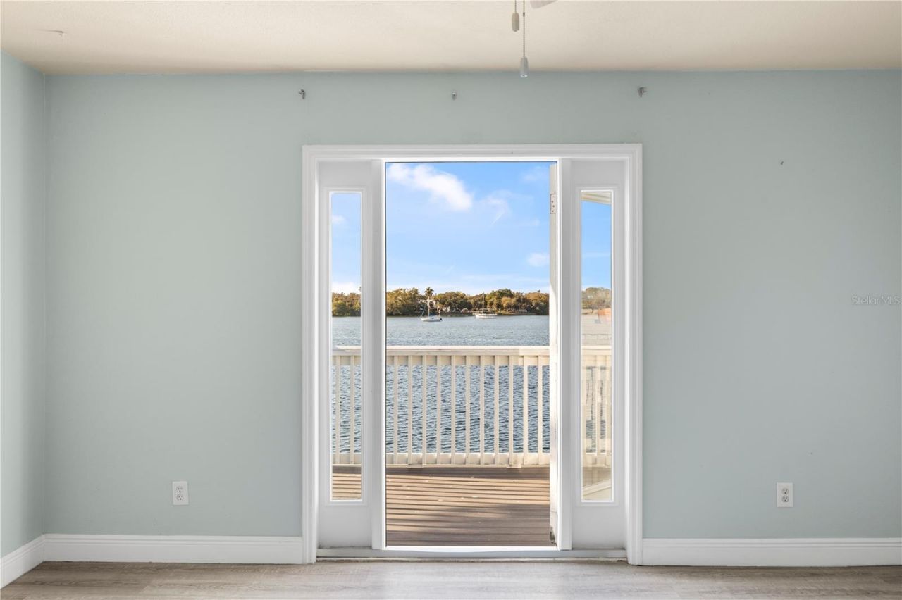 125 Pompano Drive Se, Saint Petersburg, FL 33705 Photo