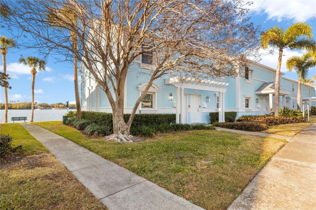 125 Pompano Drive Se, Saint Petersburg, FL 33705 Photo