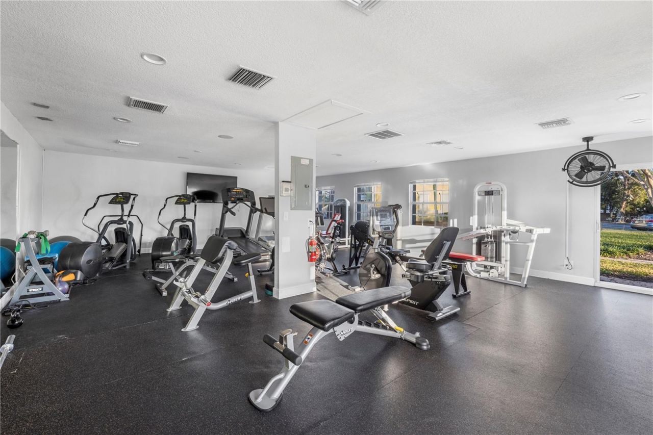 125 Pompano Drive Se, Saint Petersburg, FL 33705 Photo