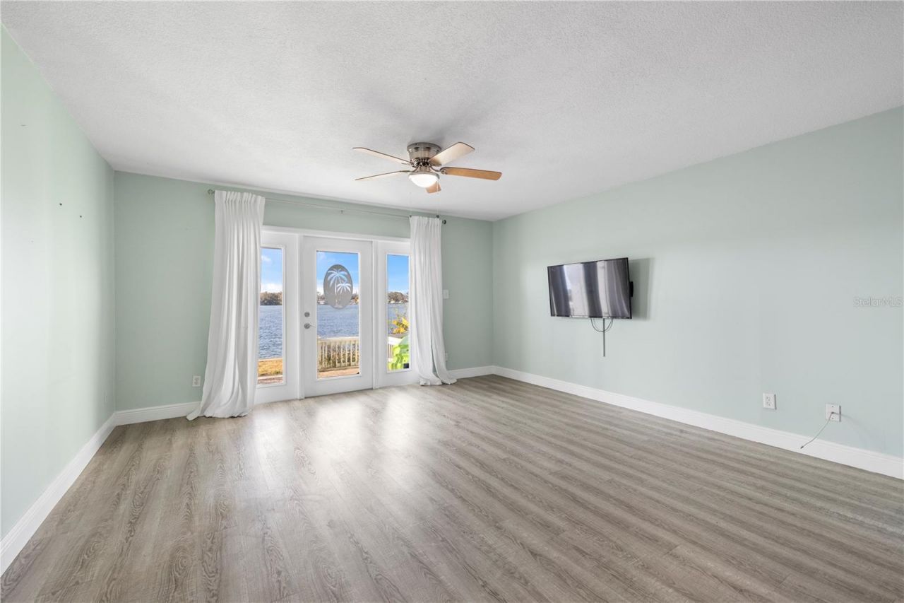 125 Pompano Drive Se, Saint Petersburg, FL 33705 Photo