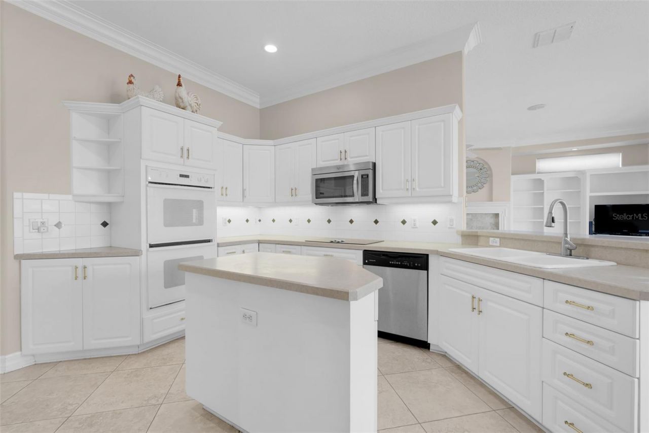 3405 Bellington Drive, Orlando, FL 32835 Photo