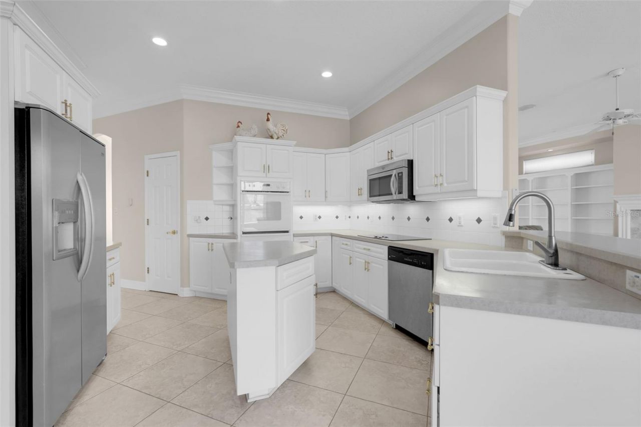 3405 Bellington Drive, Orlando, FL 32835 Photo