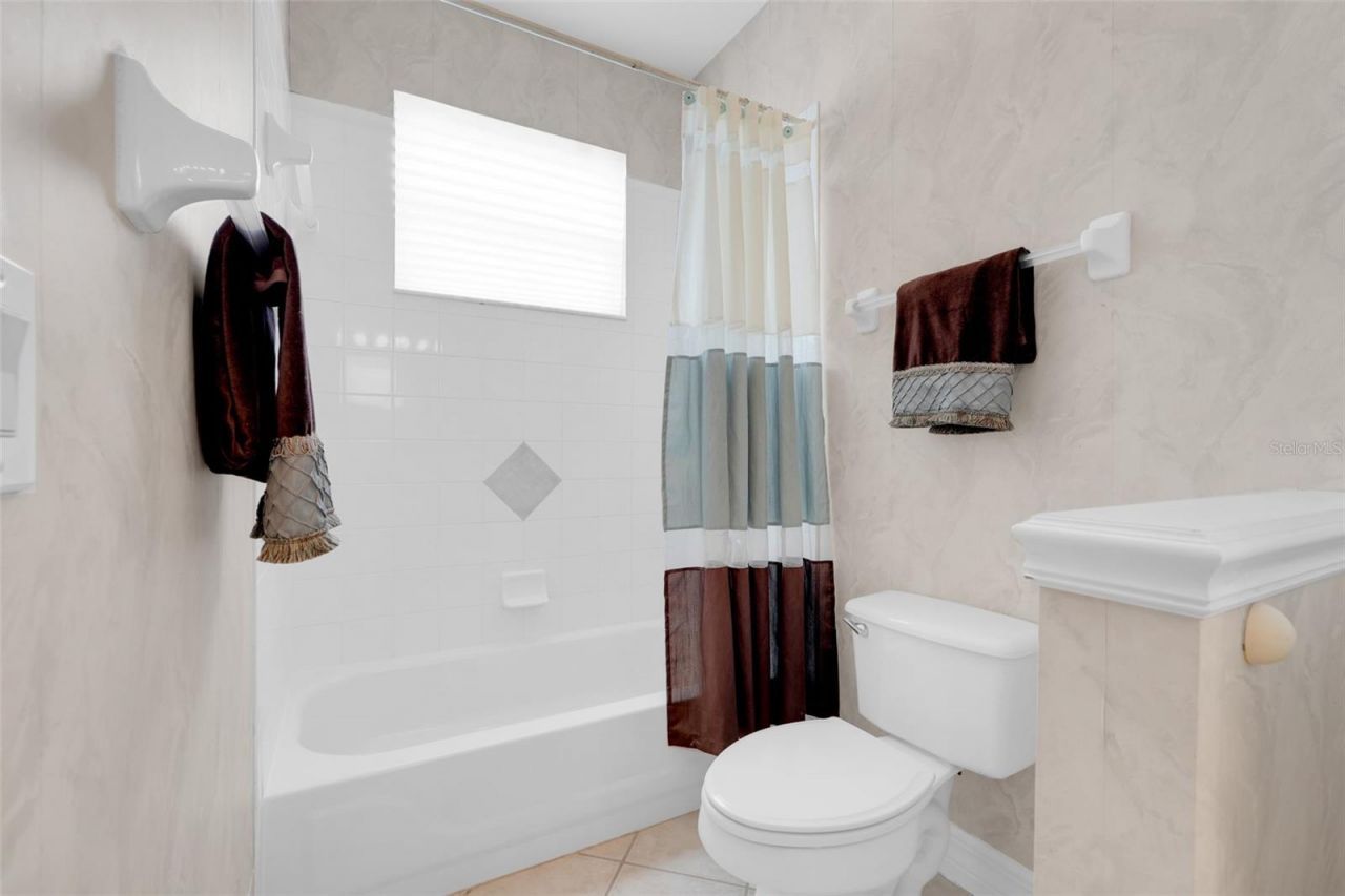 3405 Bellington Drive, Orlando, FL 32835 Photo