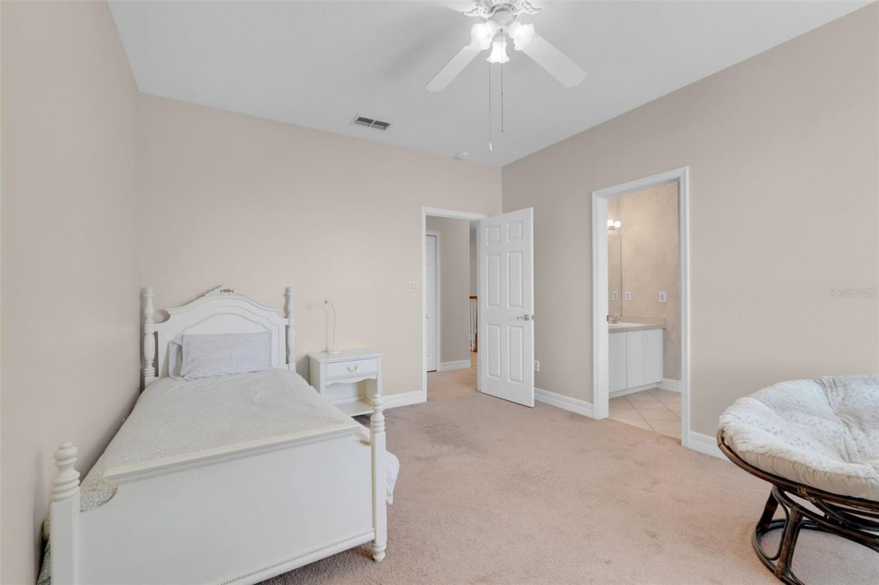 3405 Bellington Drive, Orlando, FL 32835 Photo