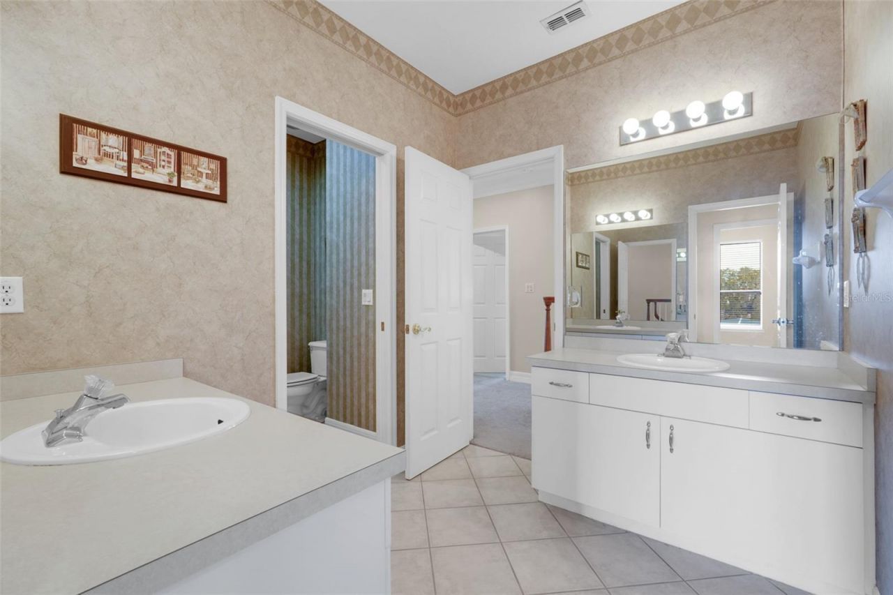 3405 Bellington Drive, Orlando, FL 32835 Photo