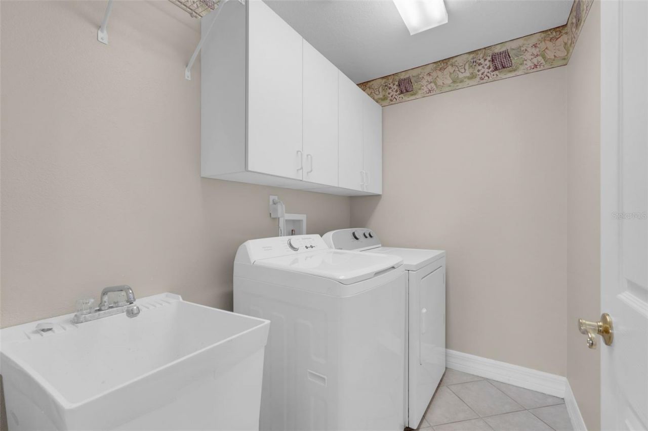 3405 Bellington Drive, Orlando, FL 32835 Photo