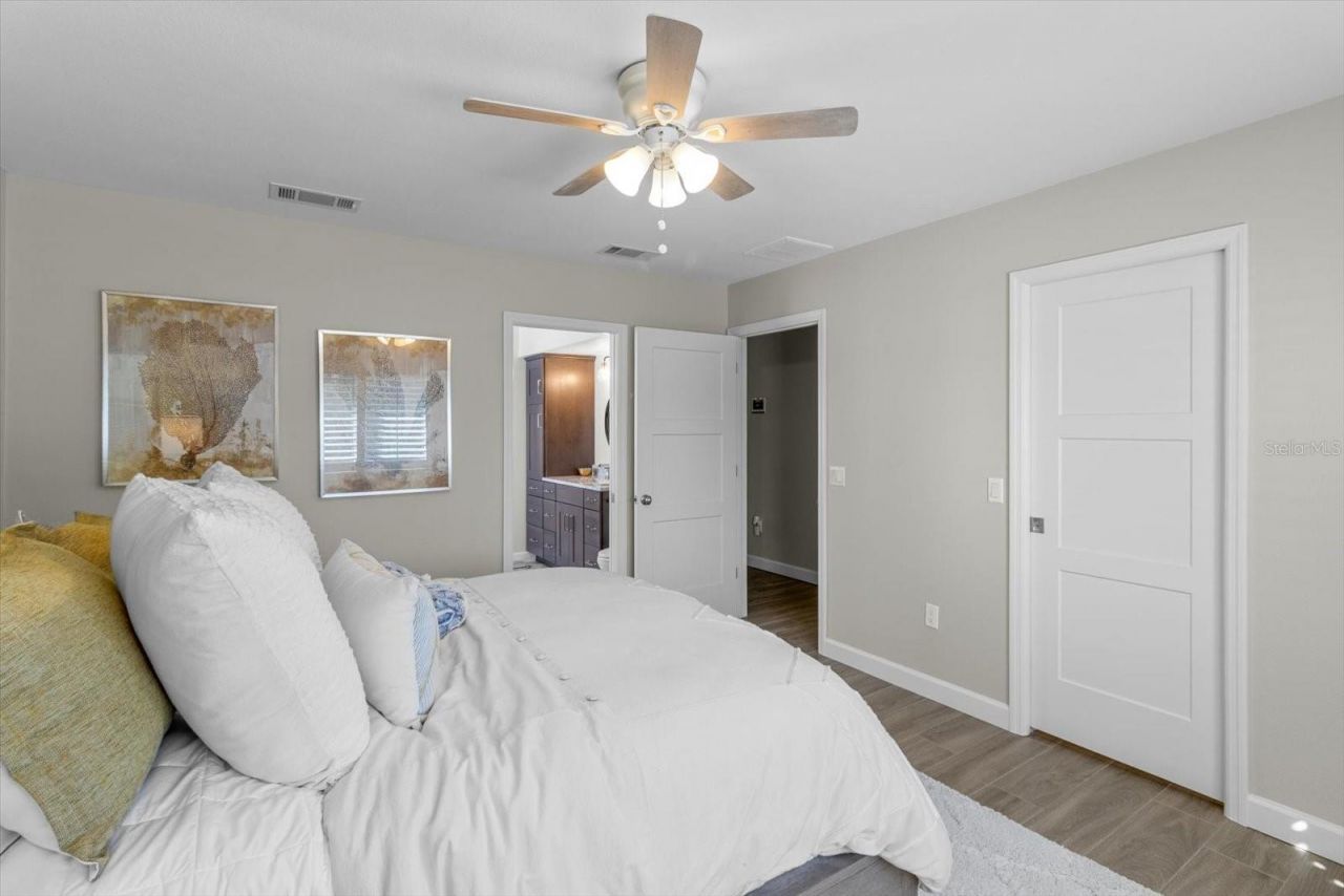 7305 Tropical Drive, Weeki Wachee, FL 34607 Photo