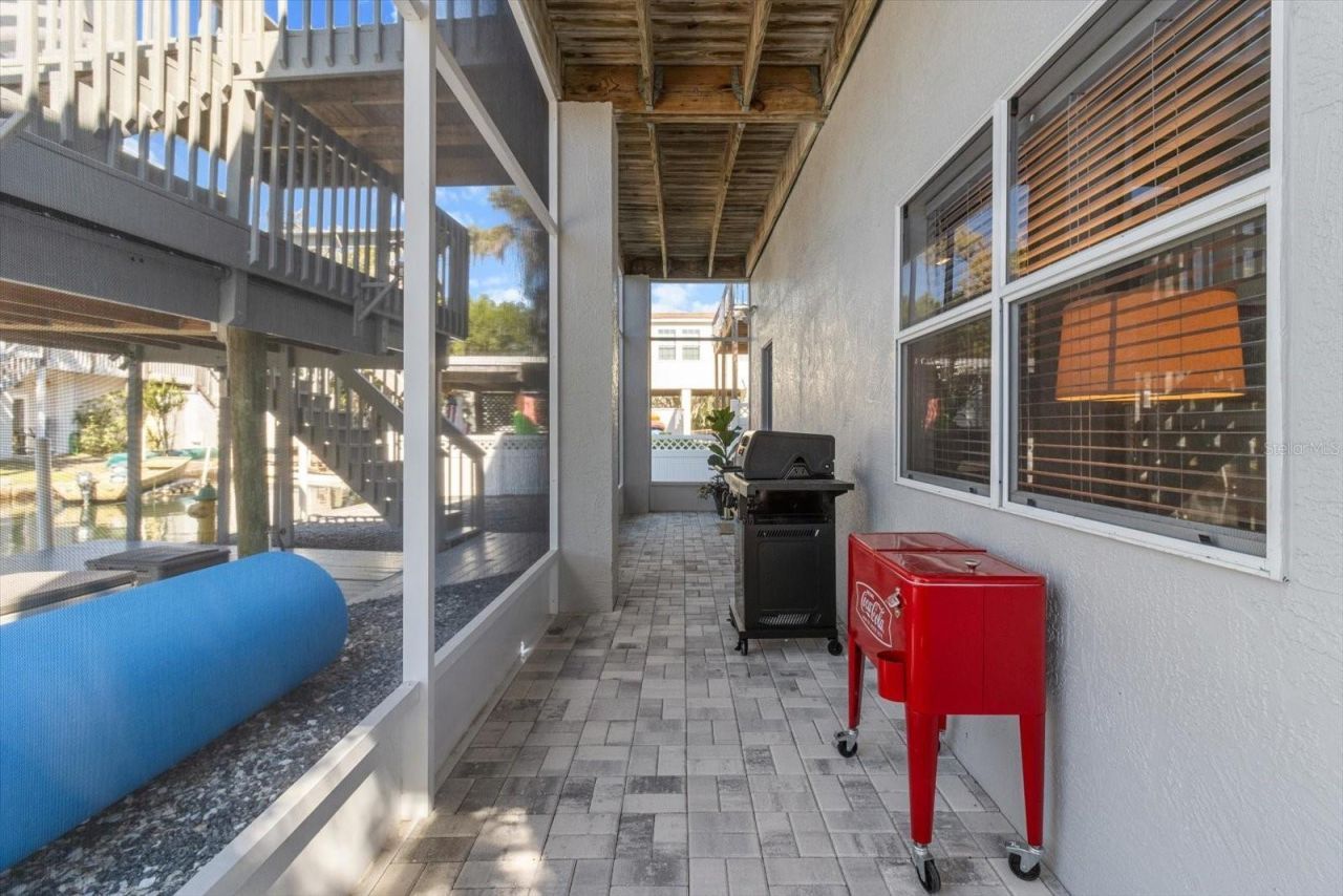 7305 Tropical Drive, Weeki Wachee, FL 34607 Photo