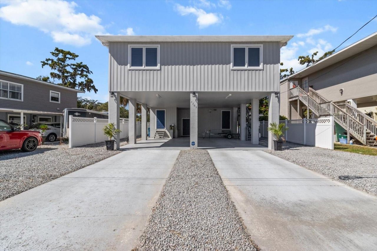 7305 Tropical Drive, Weeki Wachee, FL 34607 Photo