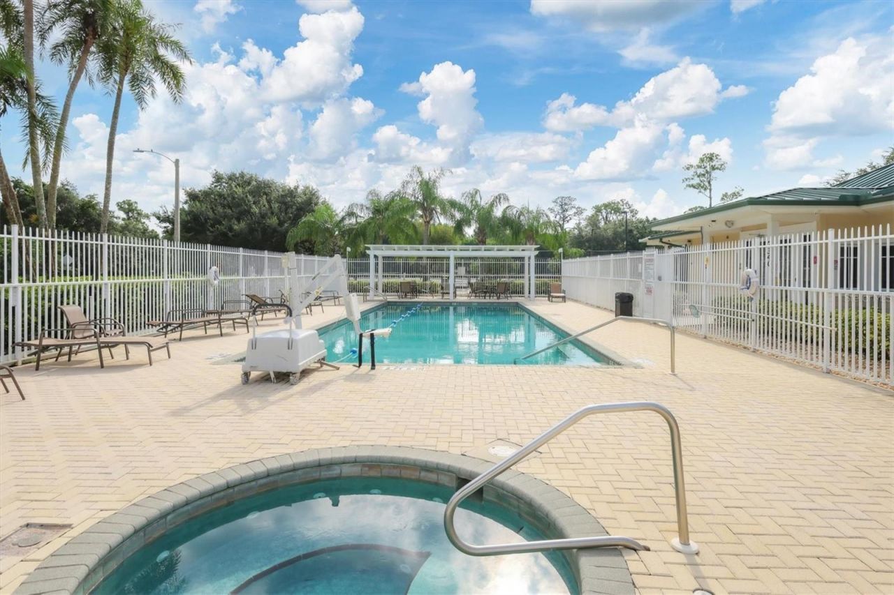 7269 Fountain Palm Circle, Bradenton, FL 34203 Photo