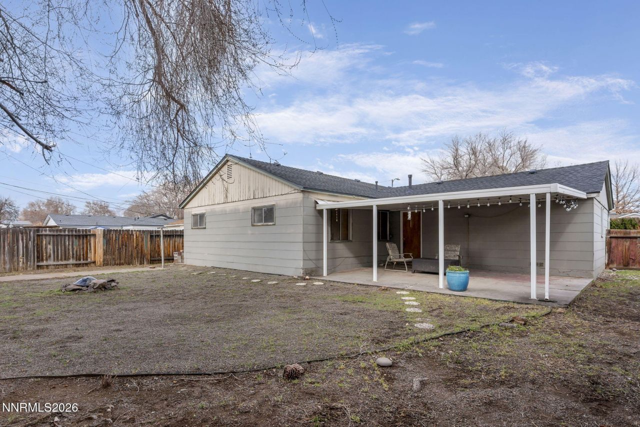 355 York Way, Sparks, NV 89431 Photo