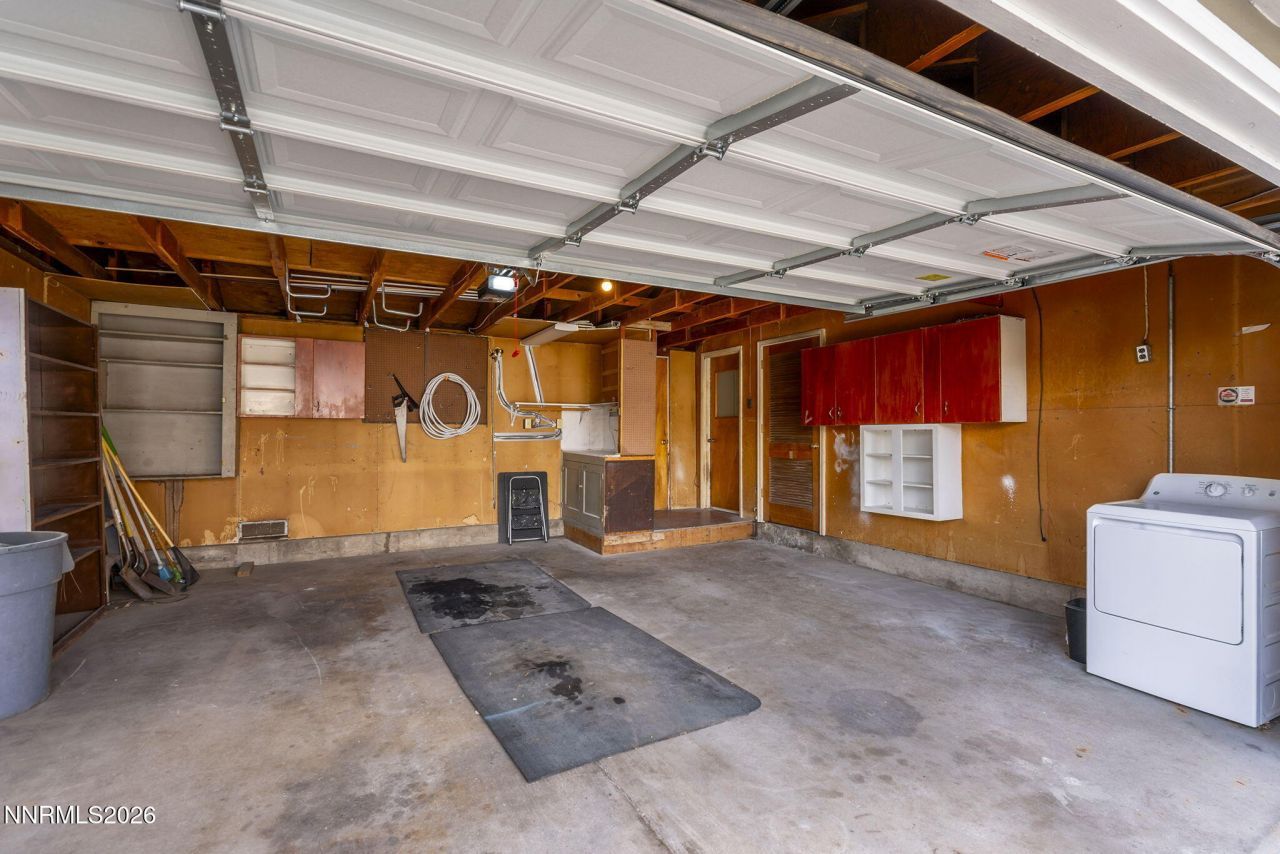 355 York Way, Sparks, NV 89431 Photo