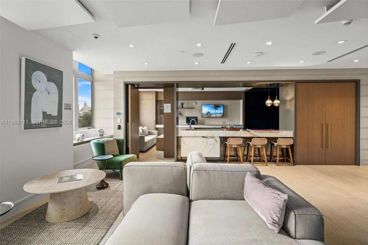 515 Valencia Ave , Unit 1301, Coral Gables, FL 33134 Photo