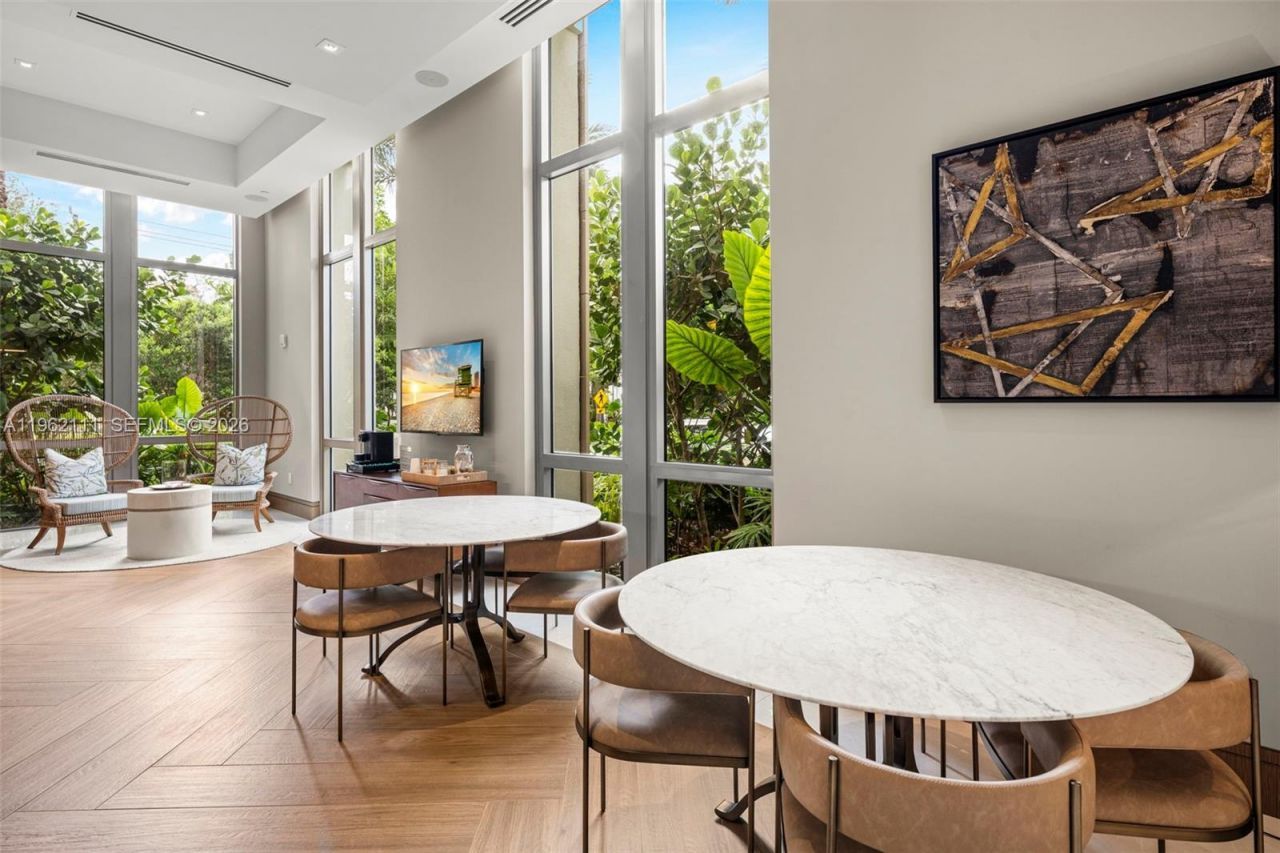 515 Valencia Ave , Unit 1301, Coral Gables, FL 33134 Photo