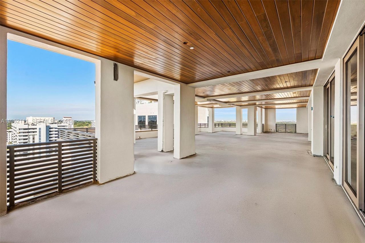 515 Valencia Ave , Unit 1301, Coral Gables, FL 33134 Photo