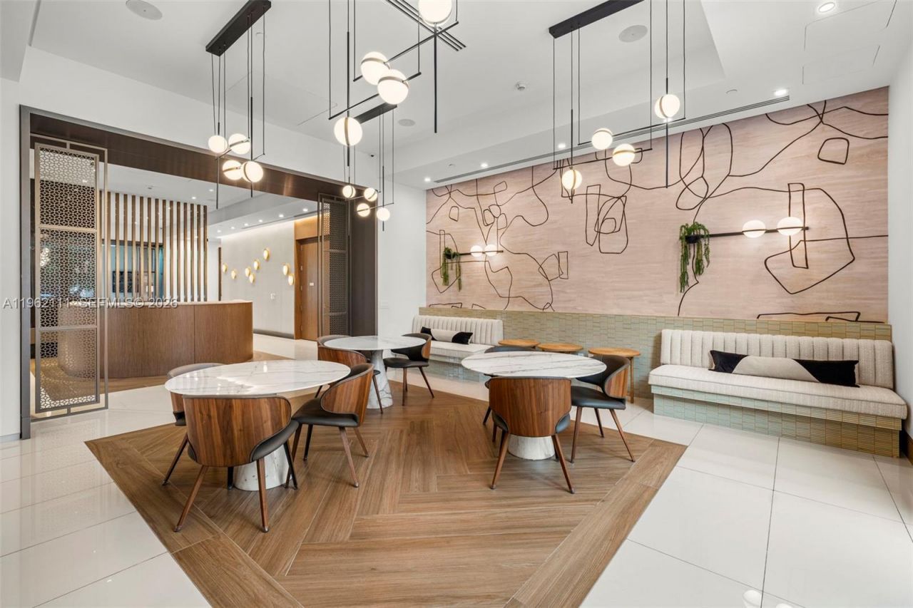 515 Valencia Ave , Unit 1301, Coral Gables, FL 33134 Photo