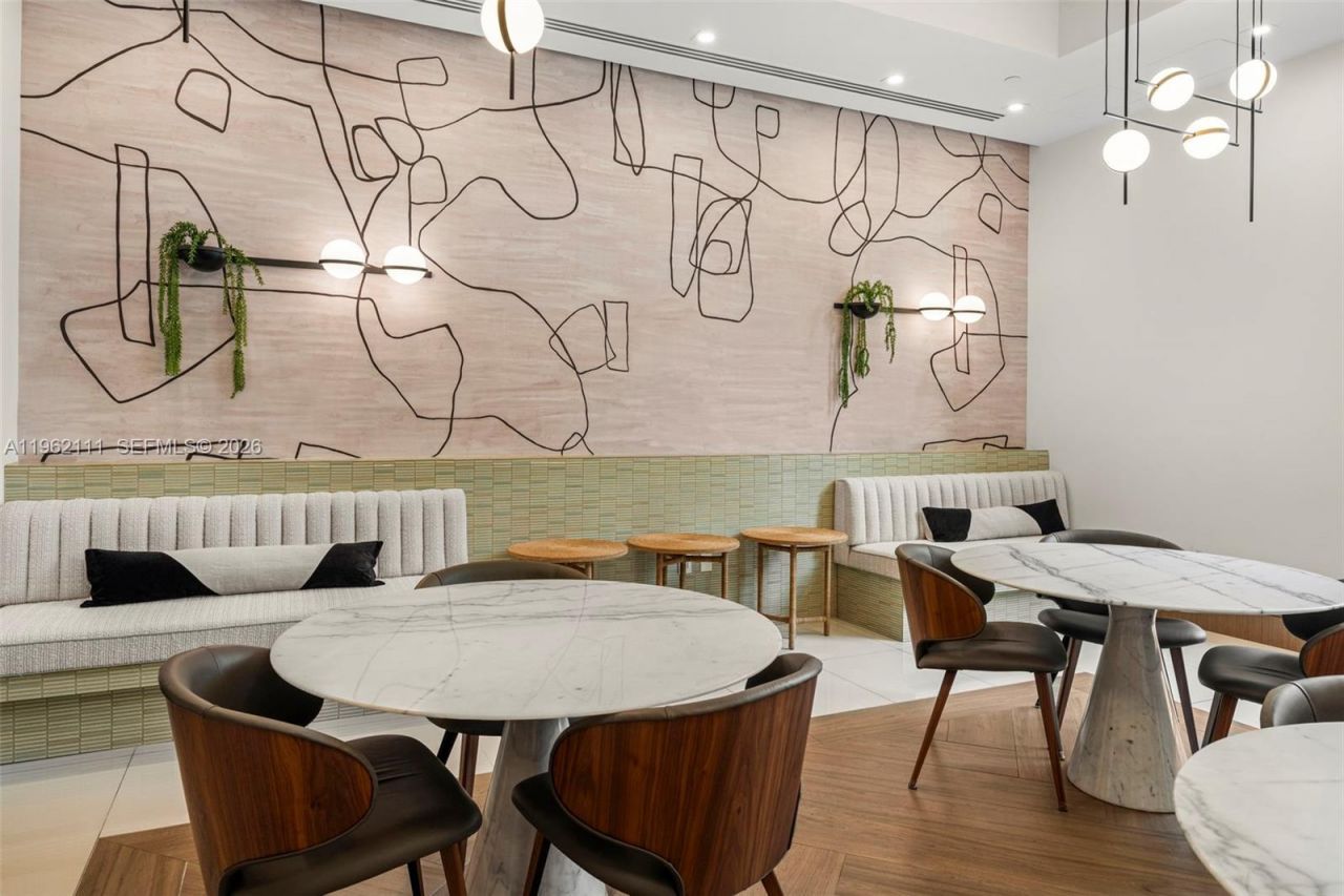 515 Valencia Ave , Unit 1301, Coral Gables, FL 33134 Photo