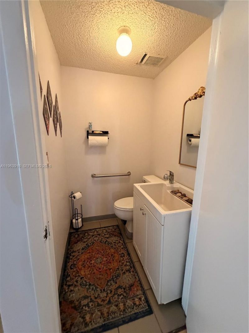 13277 SW 124th St, Unit 9, Miami, FL 33186 Photo