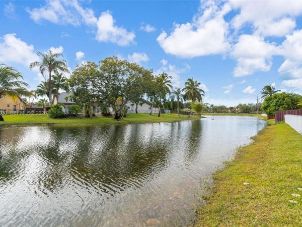 14734 Via Tivoli Ct, Davie, FL 33325