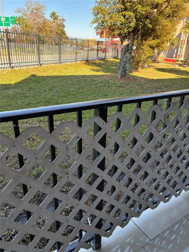 1900 W 68th St, Unit G103, Hialeah, FL 33014 Photo