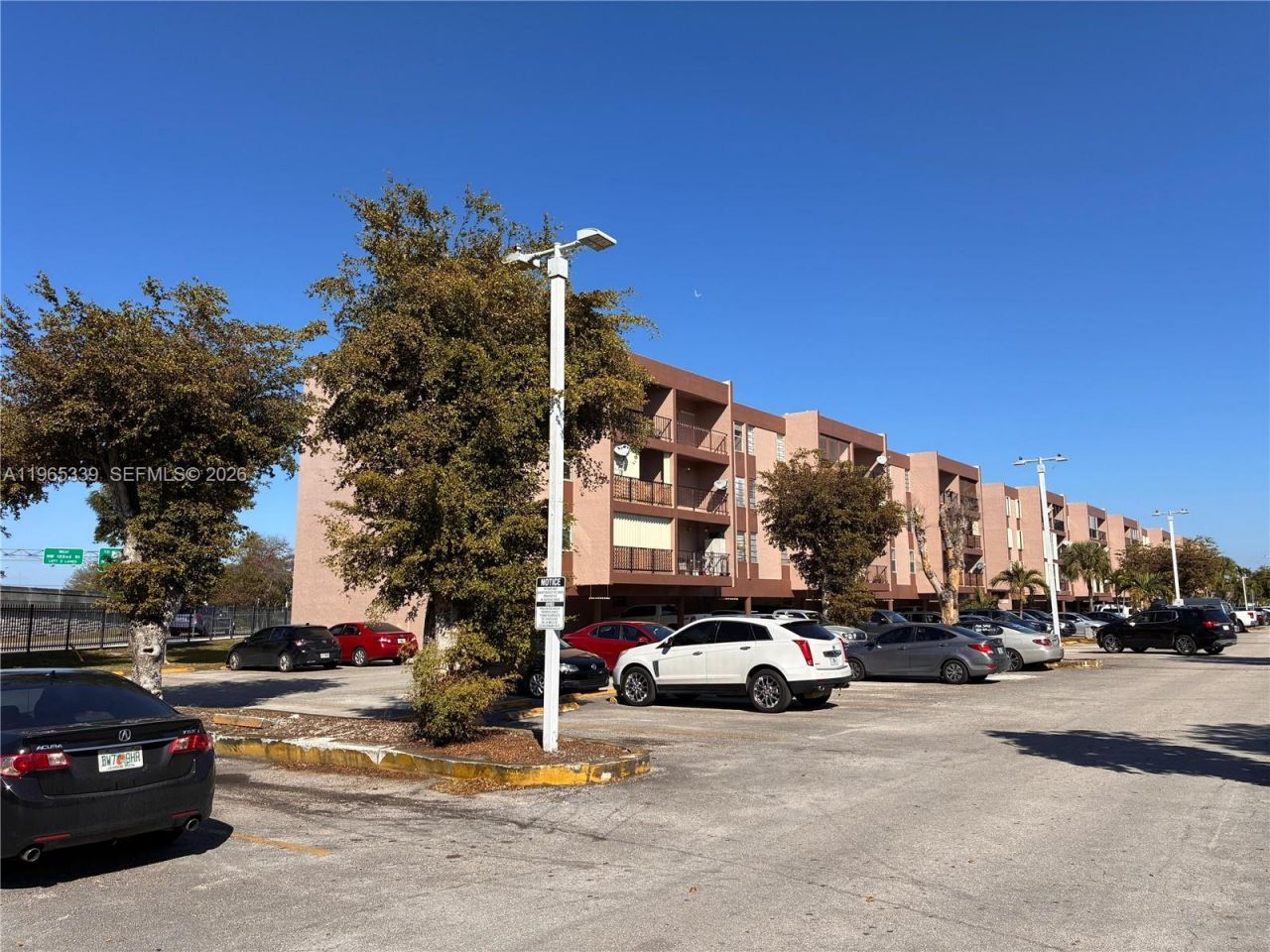 1900 W 68th St, Unit G103, Hialeah, FL 33014 Photo