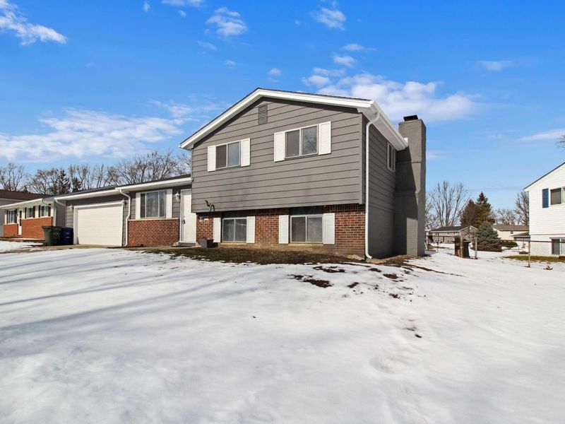 3270 Tammery Court, Columbus, OH 43231 Photo 2