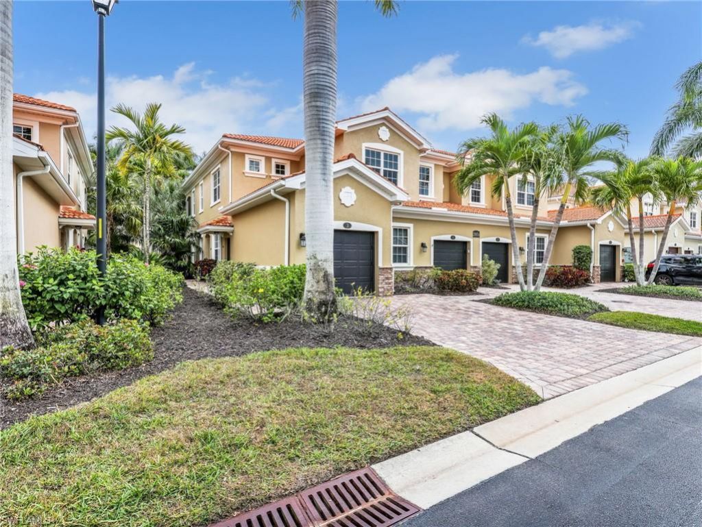 28054 Sosta Ln, Unit 3, Bonita Springs, FL 34135 Photo