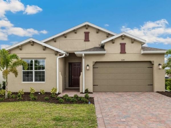 555 Spring Hill Lake LOOP, CAPE CORAL, FL 33993