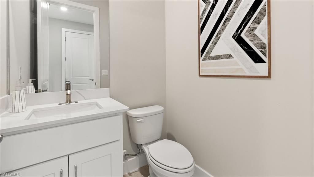 555 Spring Hill Lake Loop, Cape Coral, FL 33993 Photo