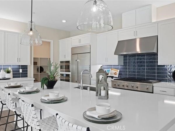 29610 Paseo Capilla, Valencia, CA 91354