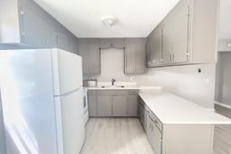 1922 Token Street photo 4